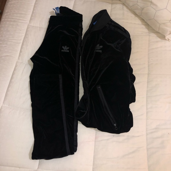 adidas Pants - Womens Adidas Velour leggings and sweater